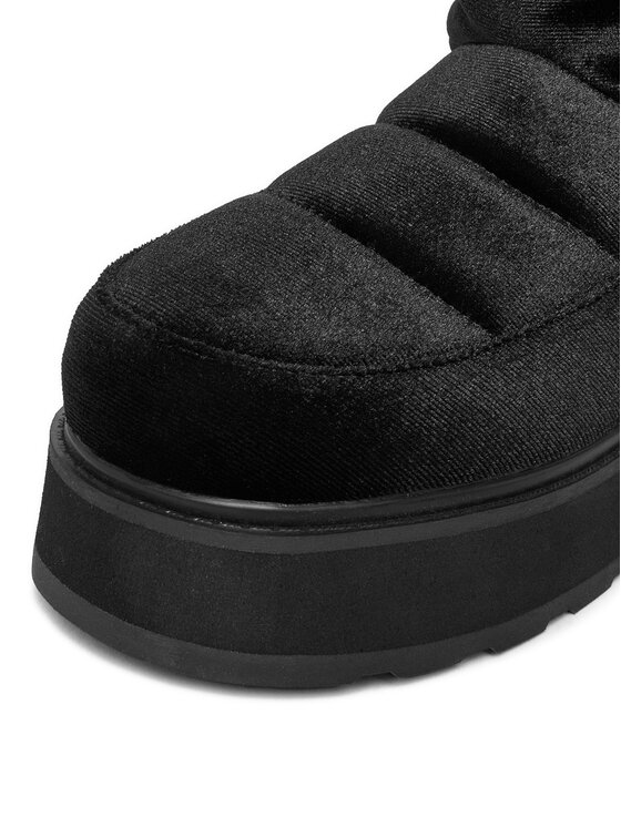Juicy Couture Juicy Couture Škornji za sneg EO-WS24267-02 Črna