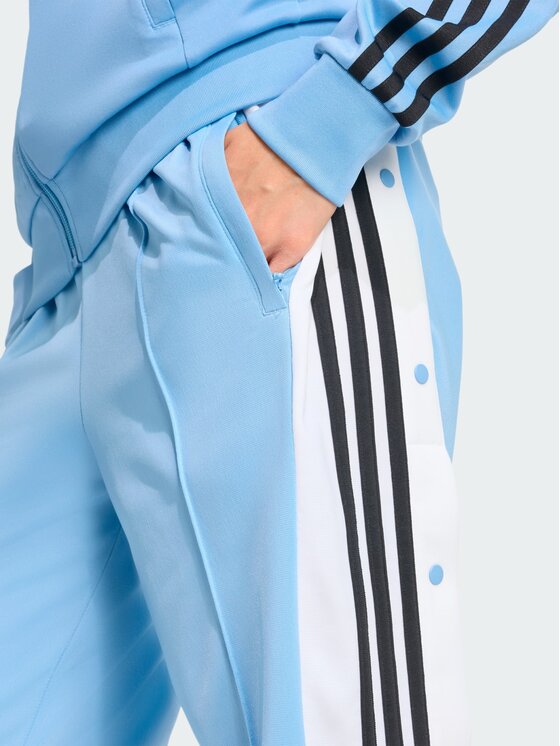 adidas adidas Spodnie dresowe 126561 Niebieski jasny Loose Fit