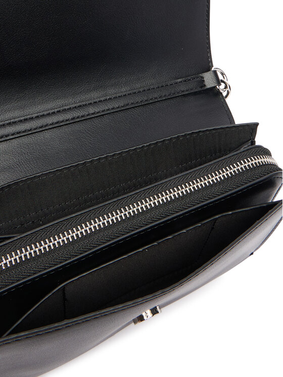 Valentino Valentino Τσάντα Ember VBS9IE17 Μαύρο