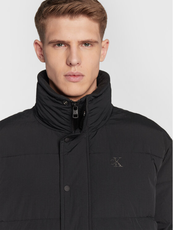Calvin Klein Jeans Calvin Klein Jeans Μπουφάν χειμωνιάτικο J30J321915 Μαύρο Oversize