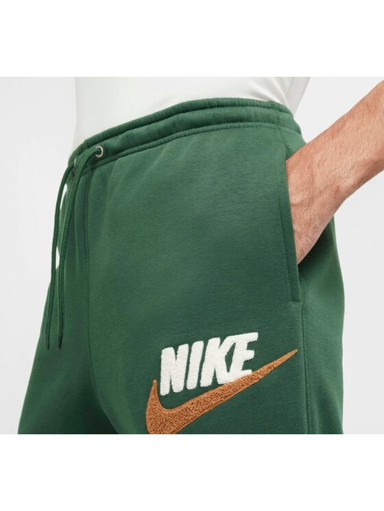Nike Nike Spodnie dresowe Club Fleece Zielony Regular Fit