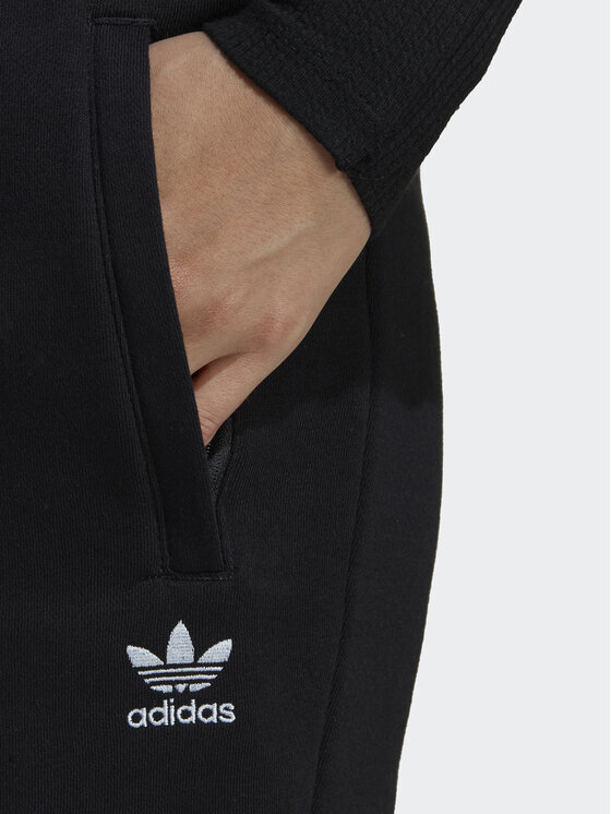 adidas adidas Donji dio trenerke IA6457 Crna Regular Fit