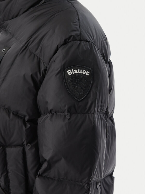 Blauer Blauer Geacă de iarnă Tyllin 26WBLDC03359 006047 Negru Regular Fit