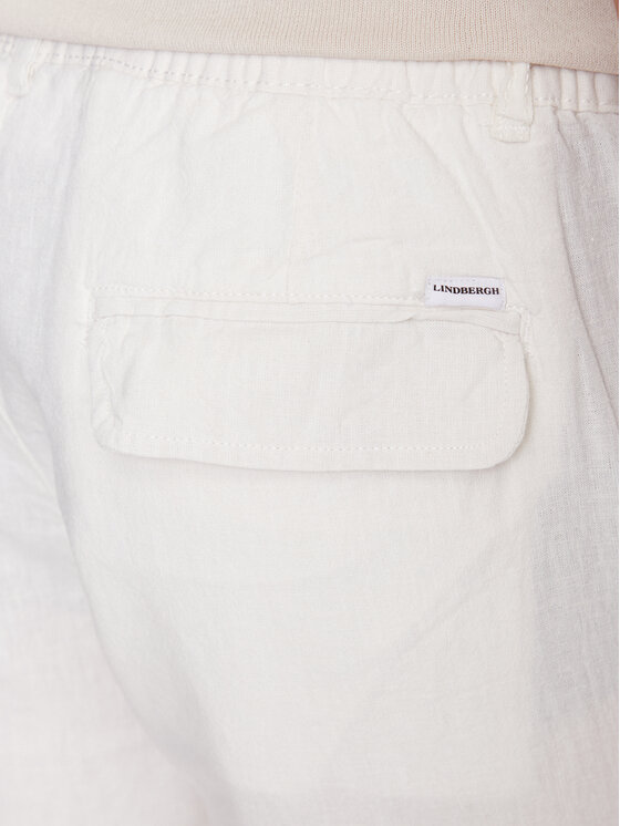 Lindbergh Lindbergh Szorty materiałowe 30-508003 Biały Relaxed Fit