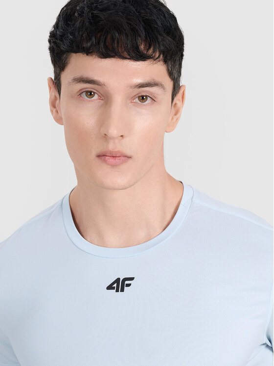 4F 4F Funkčné tričko MULTI ACTIVE Svetlo modrá Regular Fit