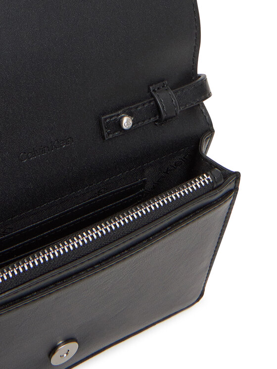 Calvin Klein Calvin Klein Torbica Hardware Flap Crossbody K60K612967 Crna