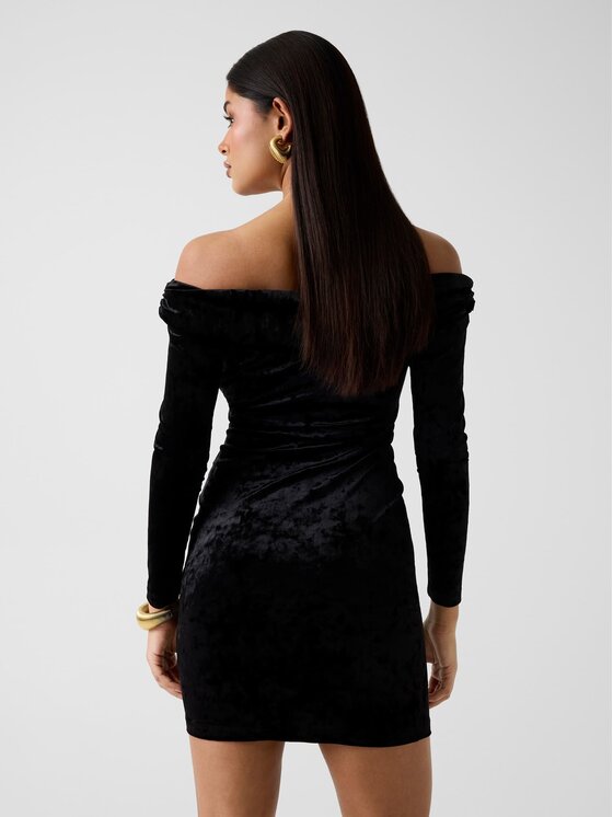 Guess Guess Každodenní šaty 180163 Černá Classic Fit