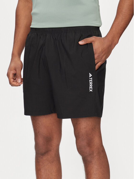 adidas Športové kraťasy Terrex Multi HM4013 Čierna Regular Fit