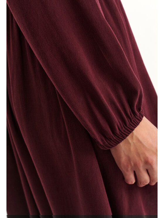 TATUUM TATUUM Sukienka codzienna KAMDINA Czerwony Loose Fit