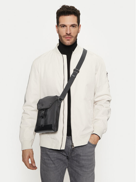 Calvin Klein Jeans Calvin Klein Jeans Τσαντάκι Speed Clip Ut Flap Reporter Ny K50K513003 Μαύρο