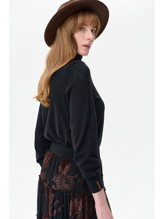 blue shadow blue shadow Sweter Tonia Czarny Regular Fit