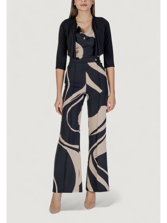 Rinascimento Rinascimento Coprispalle CFC0122427003 Nero Long Fit