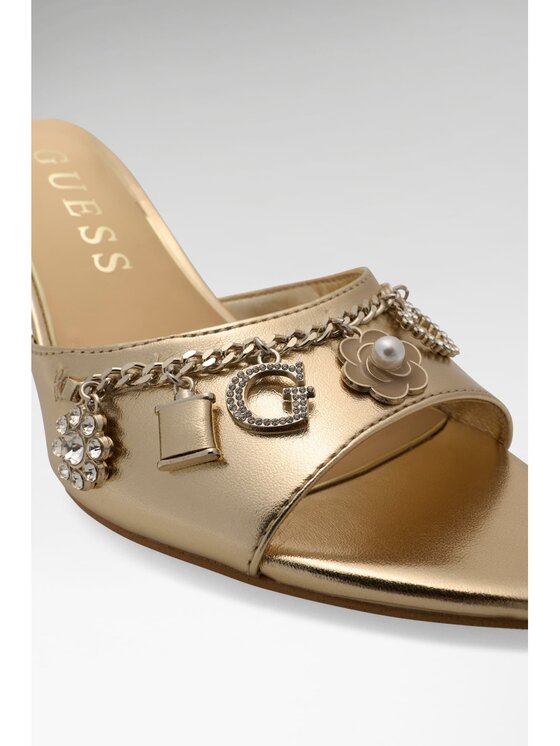 Guess Guess Sandály 183230 Zlatá