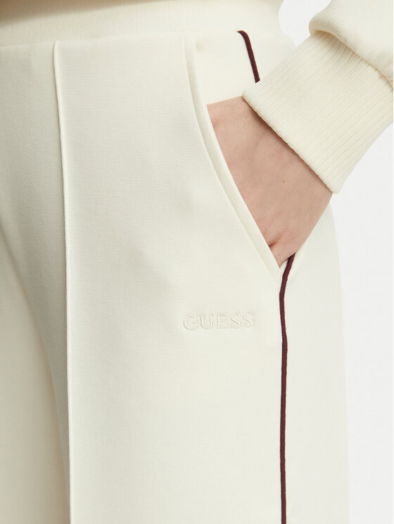 Guess Guess Teplákové nohavice V6BB05 K6265 Krémová Regular Fit