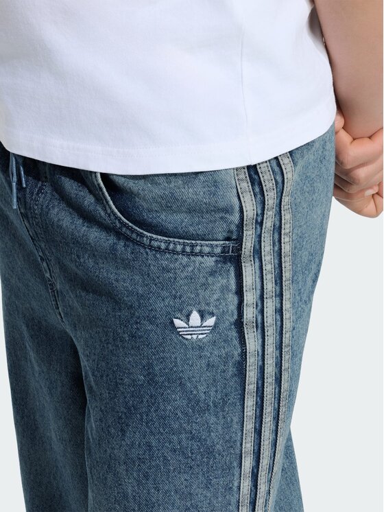 adidas adidas Jeansy 168913 Niebieski jasny Loose Fit