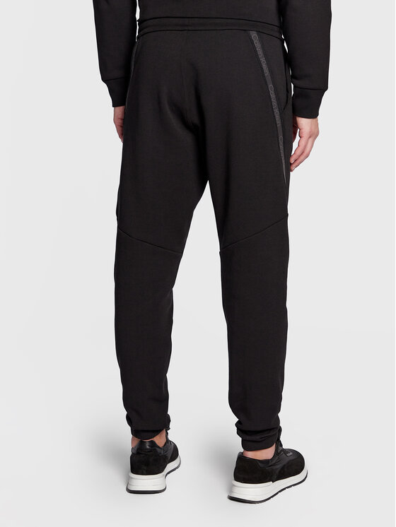 Calvin Klein Calvin Klein Долнище анцуг K10K110820 Черен Regular Fit