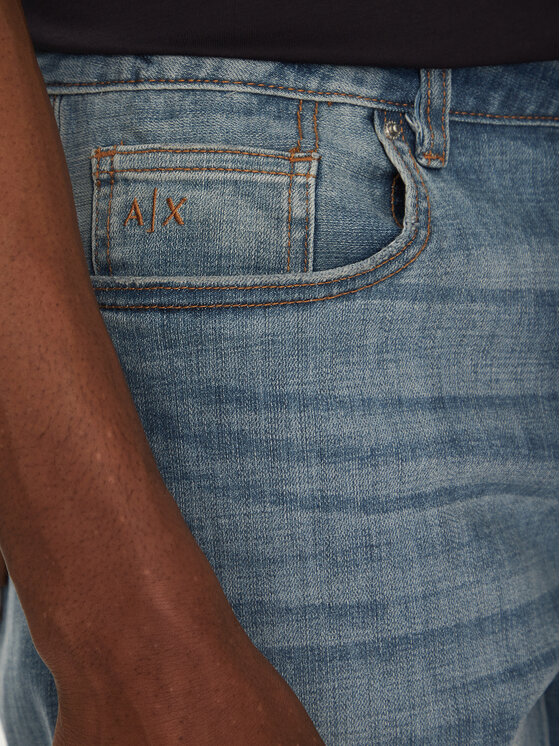 Armani Exchange Armani Exchange Džínsové šortky XM000073 AF13331 MB001 Modrá Slim Fit