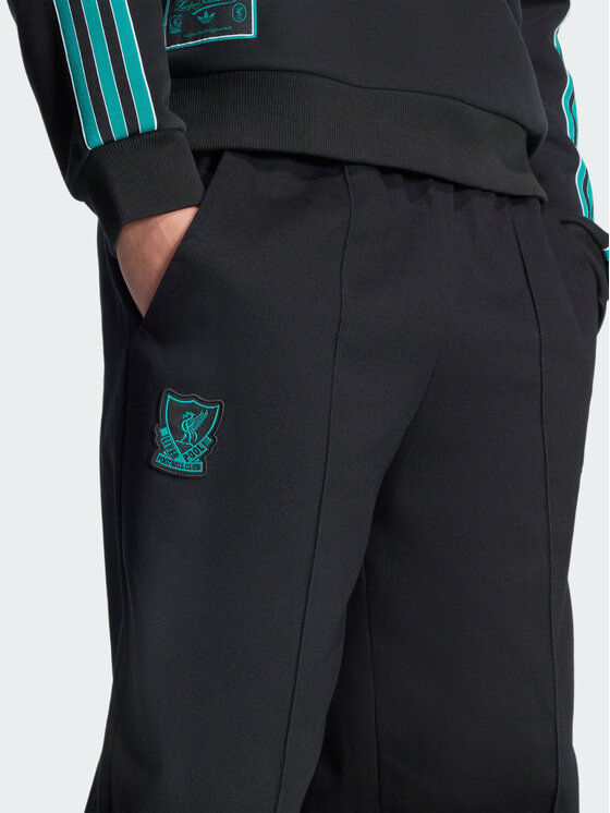 adidas adidas Spodnie materiałowe Liverpool FC Terrace Icons Czarny Loose Fit