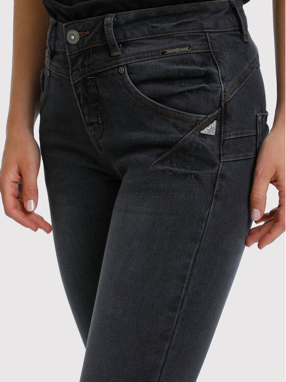 Jeans Amalie 10604221 Nero Shaped Fit