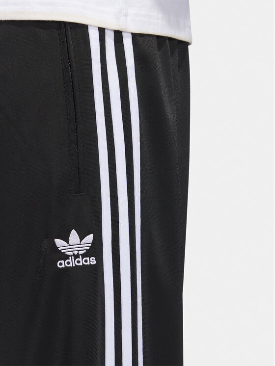 adidas adidas Pantaloni trening adicolor Classics Firebird IJ7055 Negru Regular Fit