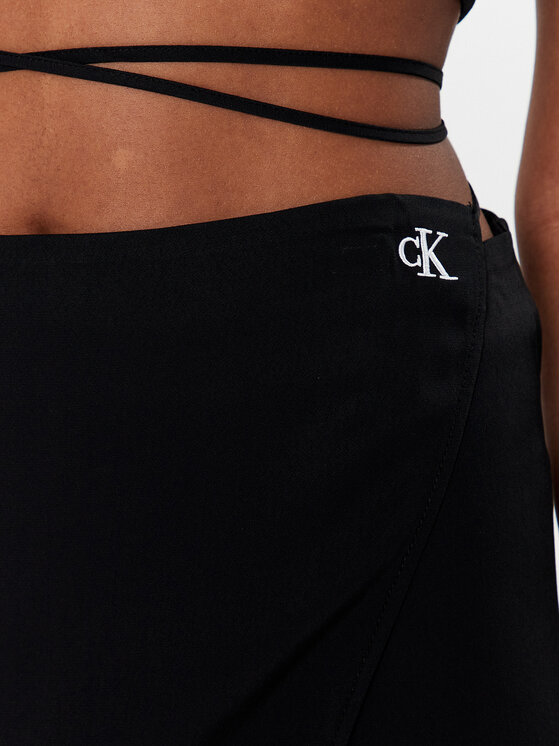 Calvin Klein Jeans Calvin Klein Jeans Mini suknja J20J220796 Crna Regular Fit