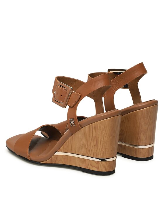 Tommy Hilfiger Tommy Hilfiger Sandali Hardware Wedge Sandal FW0FW07074 Marrone