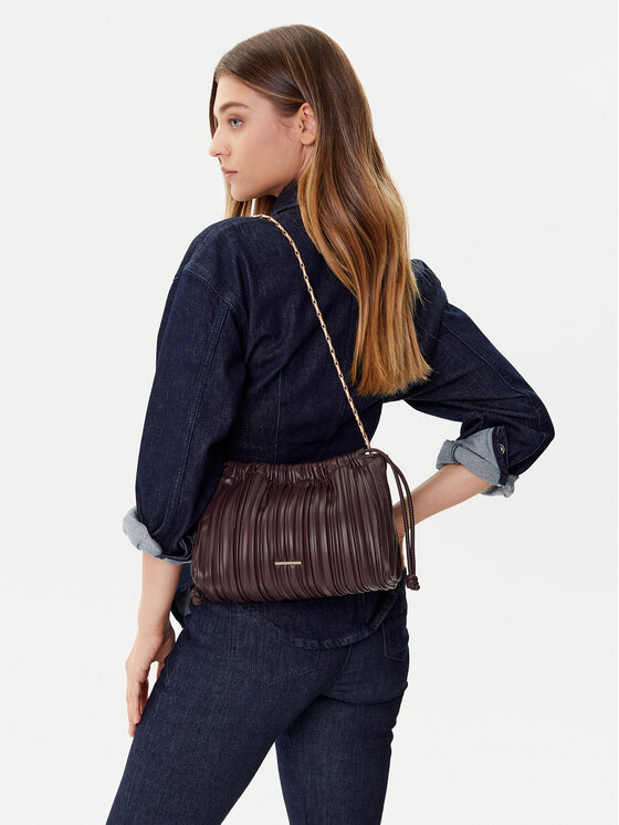 Calvin Klein Calvin Klein Torbica Plisse Drawstring Bag LV04F3076G Tamnocrvena