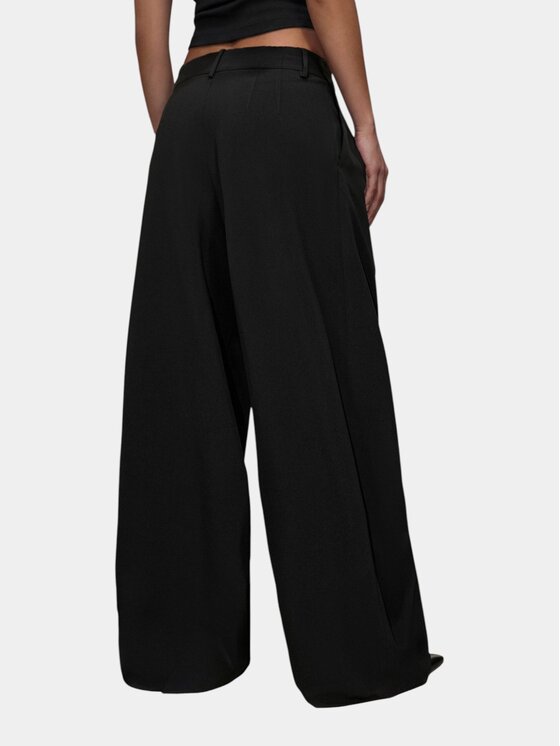 MADE BY SOCIETY MADE BY SOCIETY Spodnie materiałowe TECTONIC GREY Pants - P27151 Czarny Basic Fit