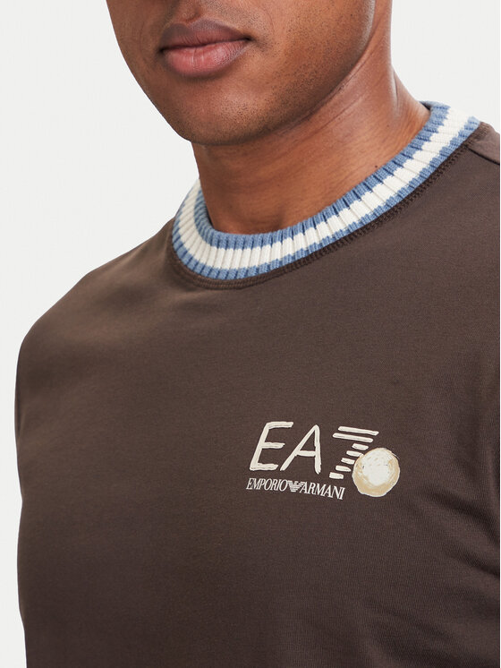 EA7 Emporio Armani EA7 Emporio Armani T-Shirt 7M002131 AF12957 U6027 Dunkelbraun Regular Fit