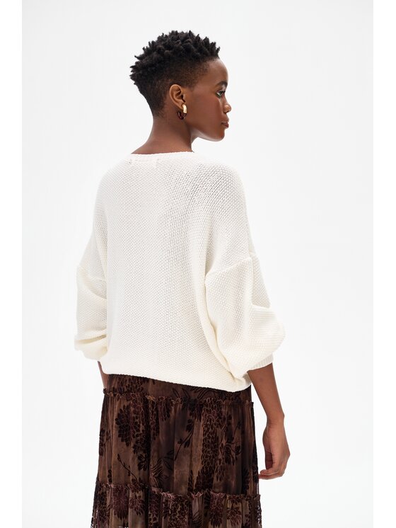 blue shadow blue shadow Sweter Fera Écru Regular Fit
