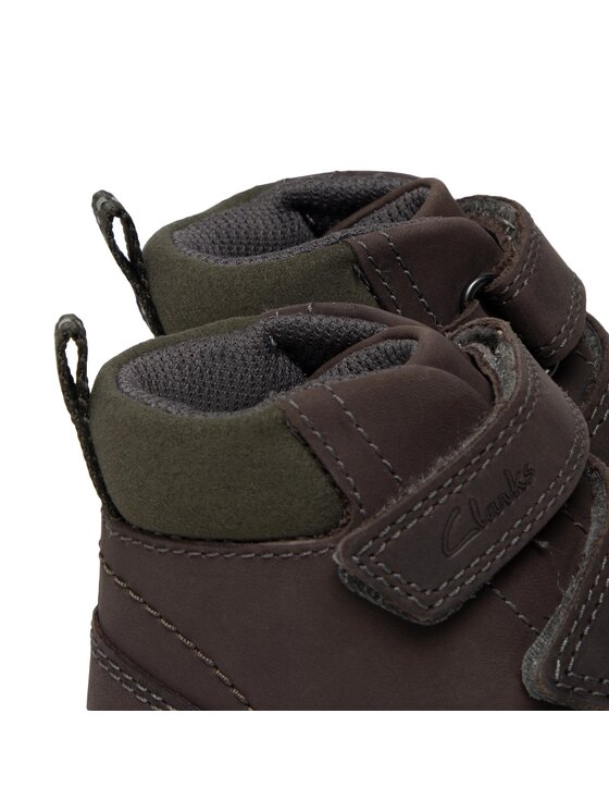 Clarks Clarks Зимни обувки Heath Strap T 261692677 Кафяв
