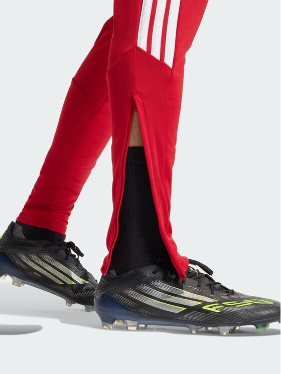 adidas adidas Spodnie dresowe 158944 Czerwony Regular Fit