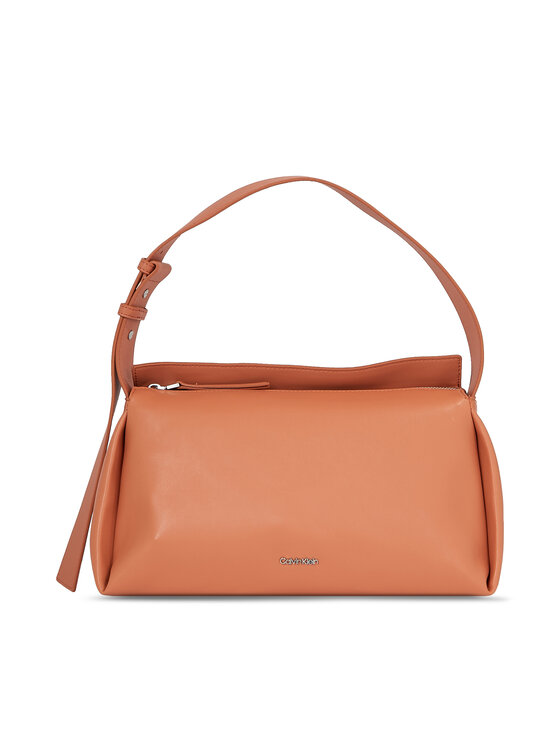 Calvin Klein Torbica Elevated Soft Shoulder Bag Sm K60K610756 Smeđa