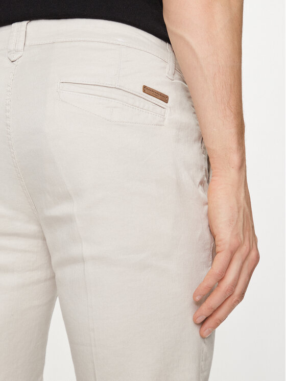 Baldessarini Baldessarini Szorty materiałowe B1 16939.6666 Écru Regular Fit