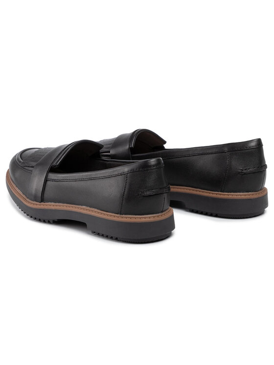 Raisie theresa sale clarks