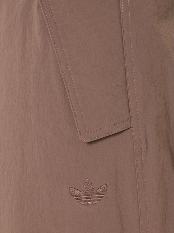 adidas adidas Παντελόνι υφασμάτινο Premium Essentials Utility Parachute JW1087 Καφέ Loose Fit