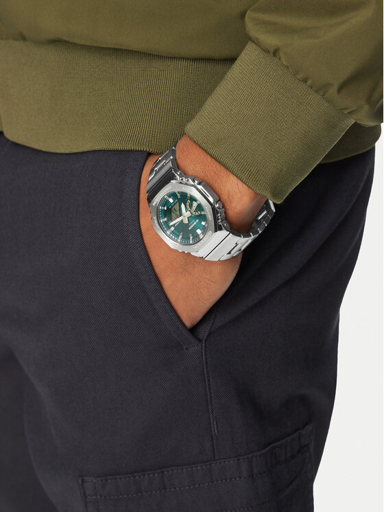 G-Shock G-Shock Zegarek GM-2110D-3A1ER Srebrny