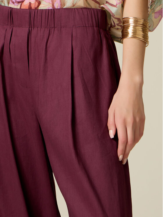 Oltre Oltre Pantaloni di tessuto P002J002453N036 Bordeaux Regular Fit