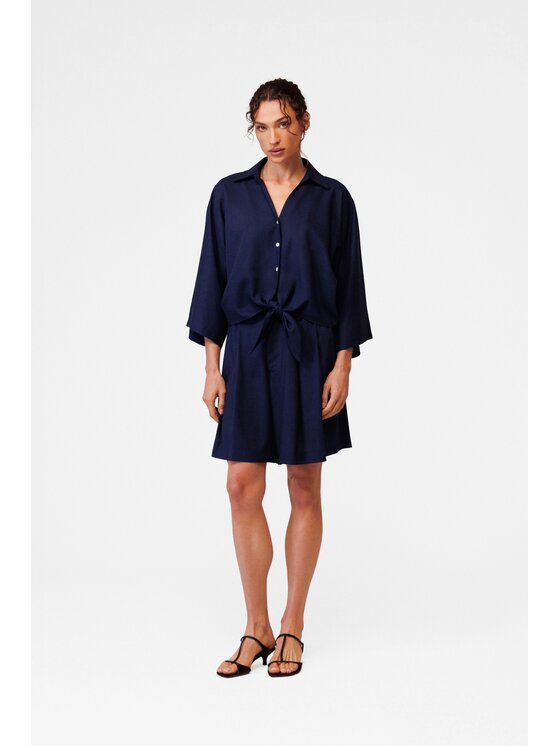 LE POSSÉ LE POSSÉ Bermudy B Granatowy Loose Fit
