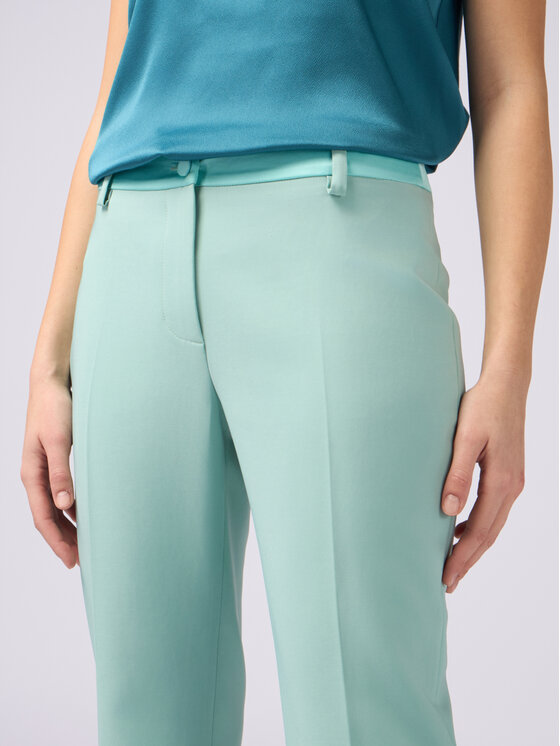 Oltre Oltre Pantaloni di tessuto P055R008538N015 Turchese Regular Fit
