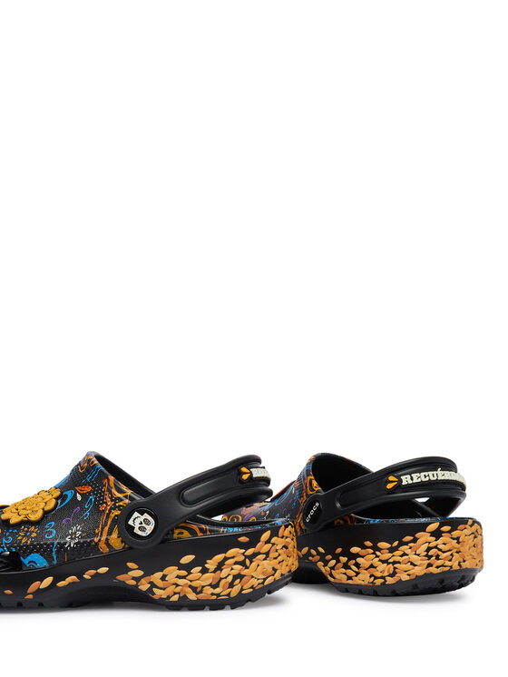 Crocs Crocs Iešļūcenes Coco Xlassic Clog 213660 Melns