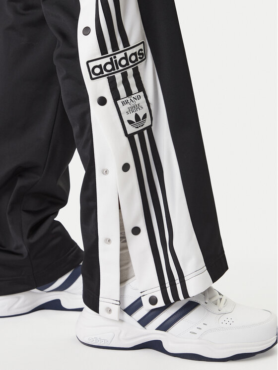 adidas adidas Donji dio trenerke Adibreak Classic KD4094 Crna Regular Fit