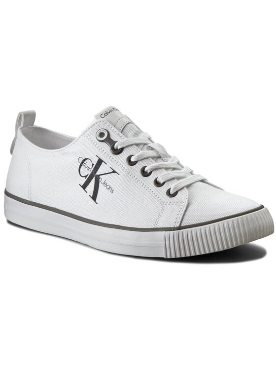 Calvin klein arnold hotsell