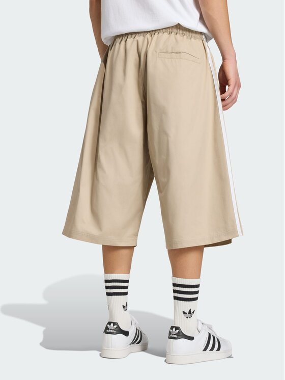adidas adidas Pantaloncini di tessuto 169001 Beige Oversize