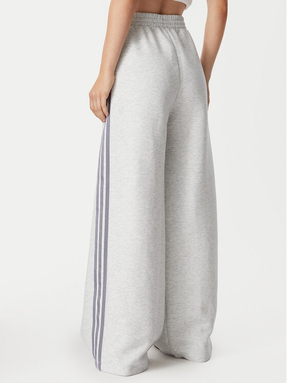 adidas adidas Donji dio trenerke Spacer  HY8044 Svijetlo siva Wide Leg