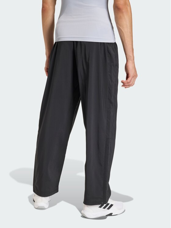 adidas adidas Spodnie dresowe 159368 Czarny Loose Fit