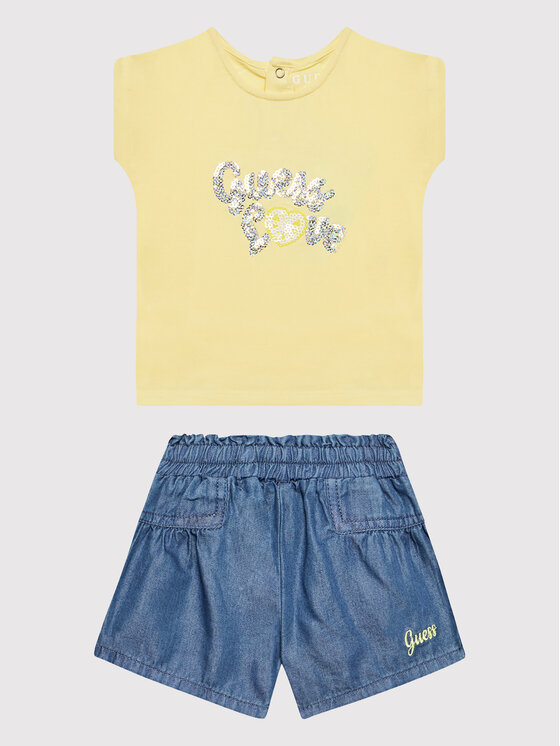 Completo T-shirt e pantaloncini Guess