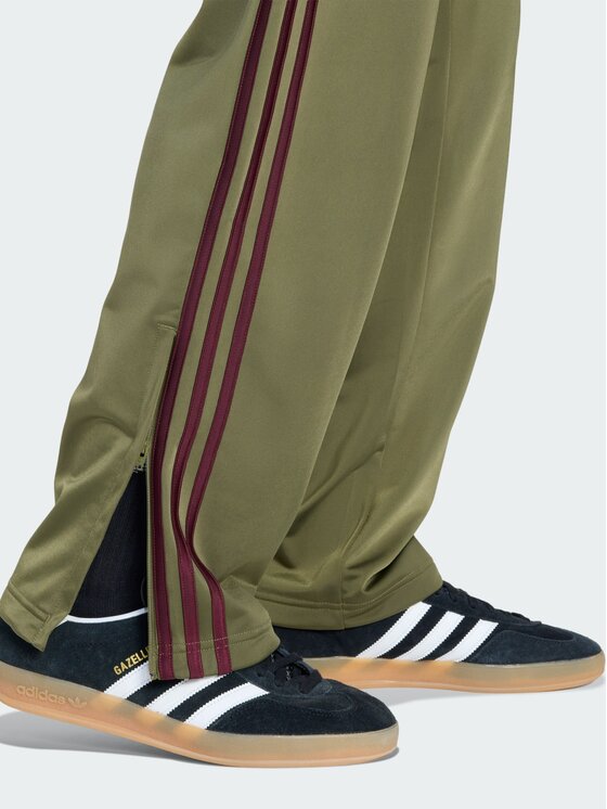 adidas adidas Spodnie dresowe FIREBIRD Zielony Regular Fit
