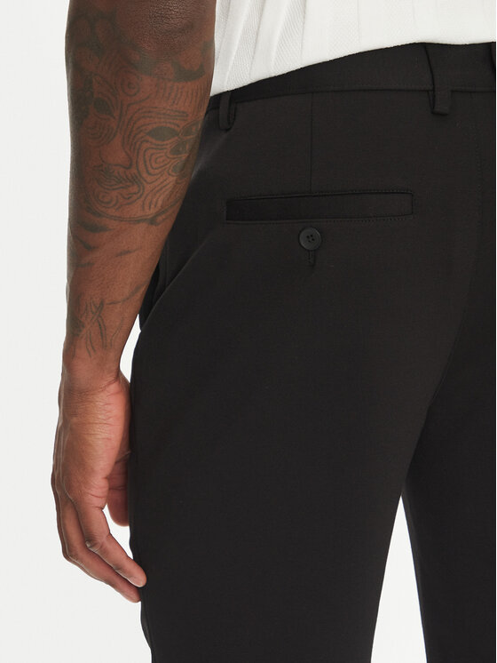Lindbergh Lindbergh Šortky z materiálu 30-506062 Černá Regular Fit