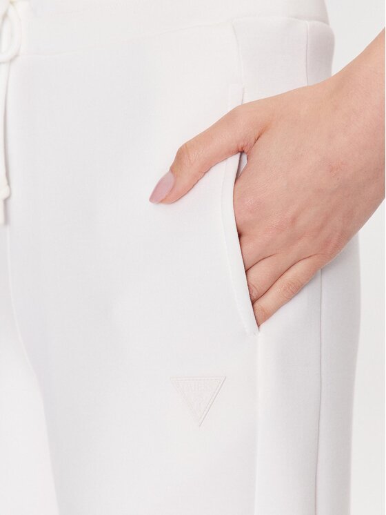 Guess Guess Sportovní kraťasy Elly V2YD10 K7UW2 Bílá Relaxed Fit